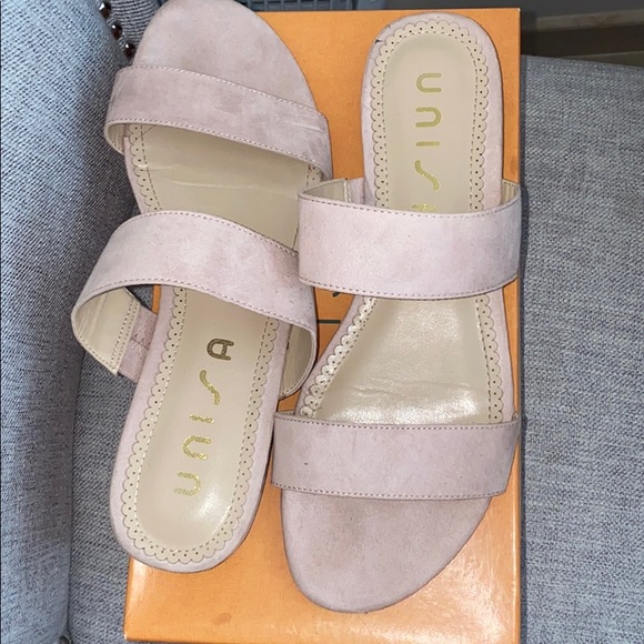 unisa liybo flat sandal